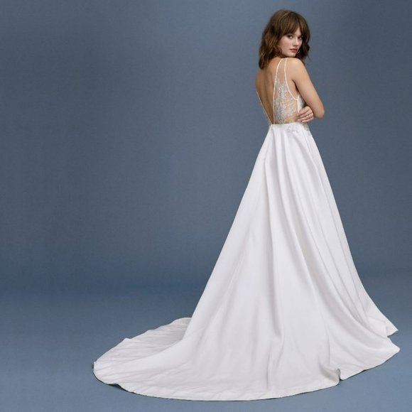 Floravere C. Bronte Wedding Dress Size 6 - SAMPLE CONDITION - Picture 1 of 5